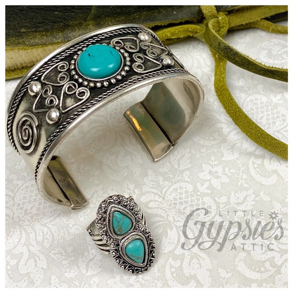 littlegypsie Jewelry - Turquoise Statement Ring and Bracelet Combo